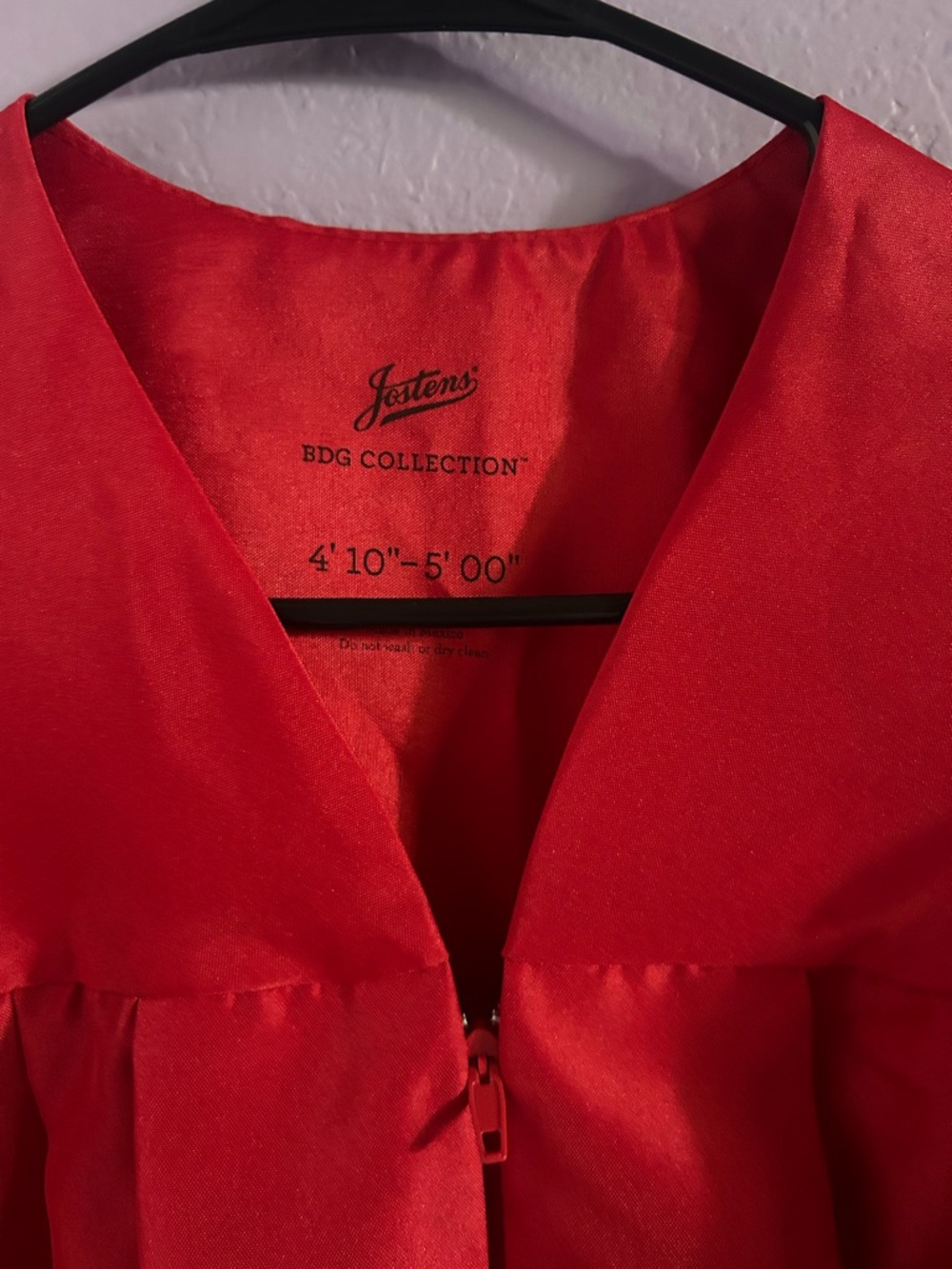 Jostens Red Ceremony Top Graduation Gown